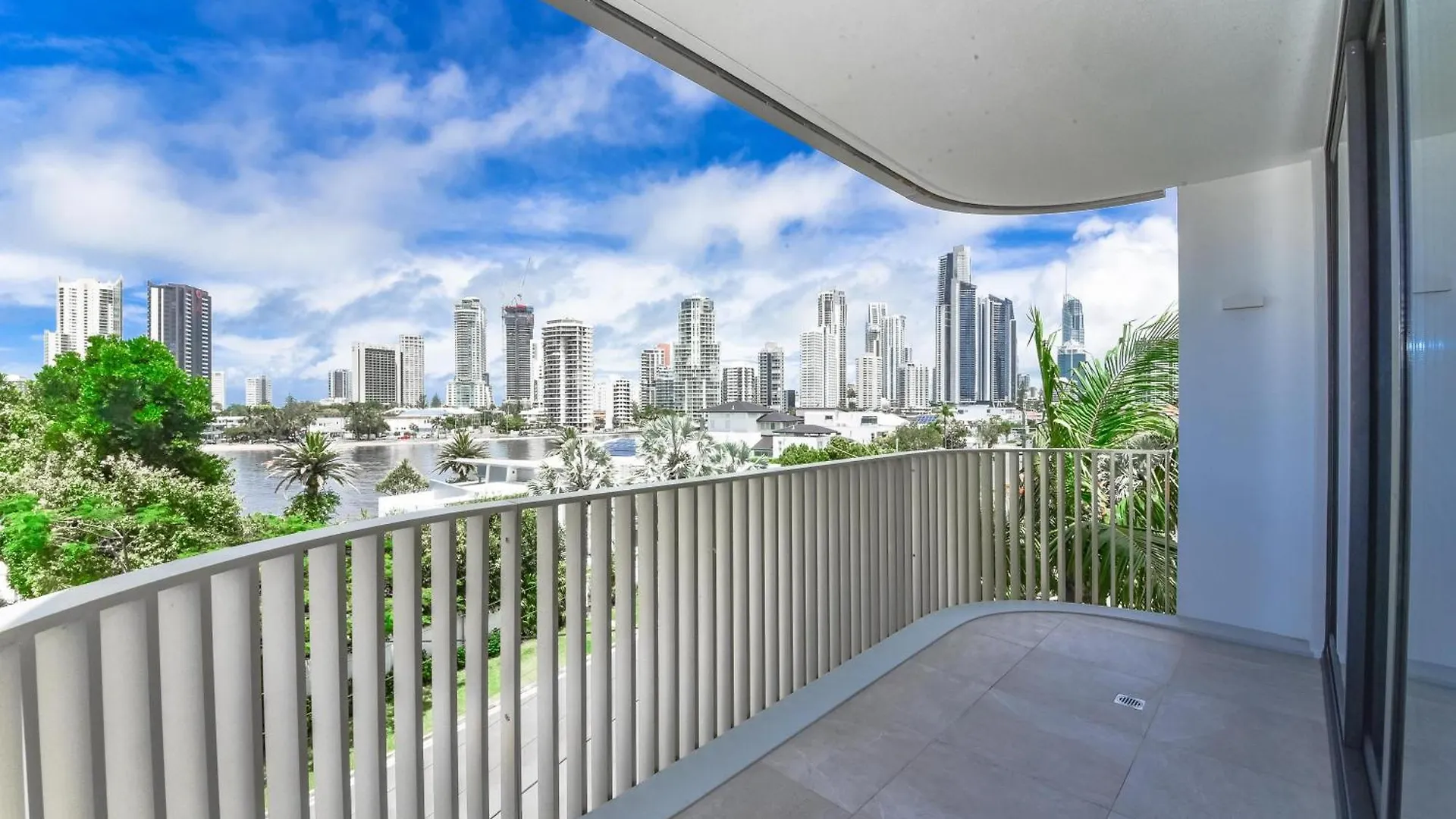 ***** Hotel apartamentowy Lotus Resort Gold Coast Australia