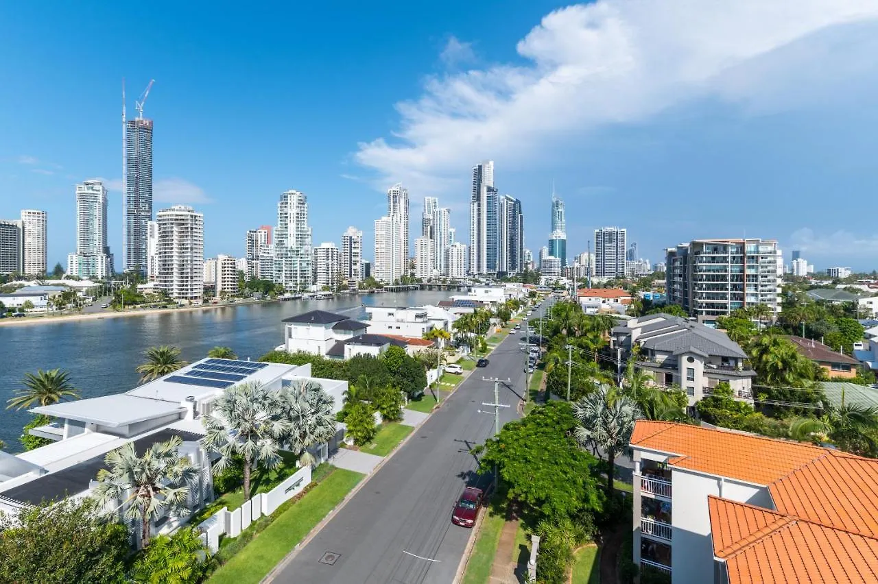 Lotus Resort Gold Coast Hotel apartamentowy