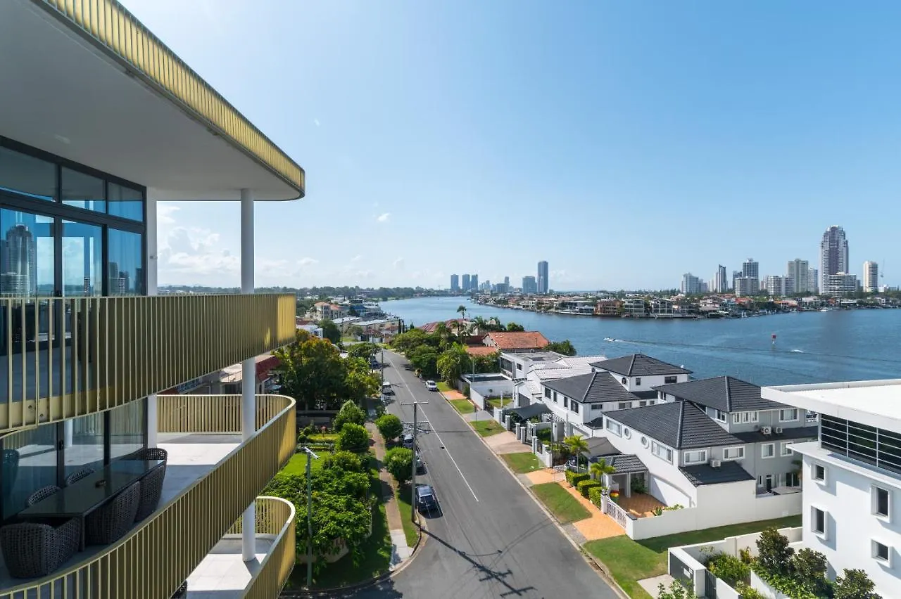 Lotus Resort Gold Coast Hotel apartamentowy
